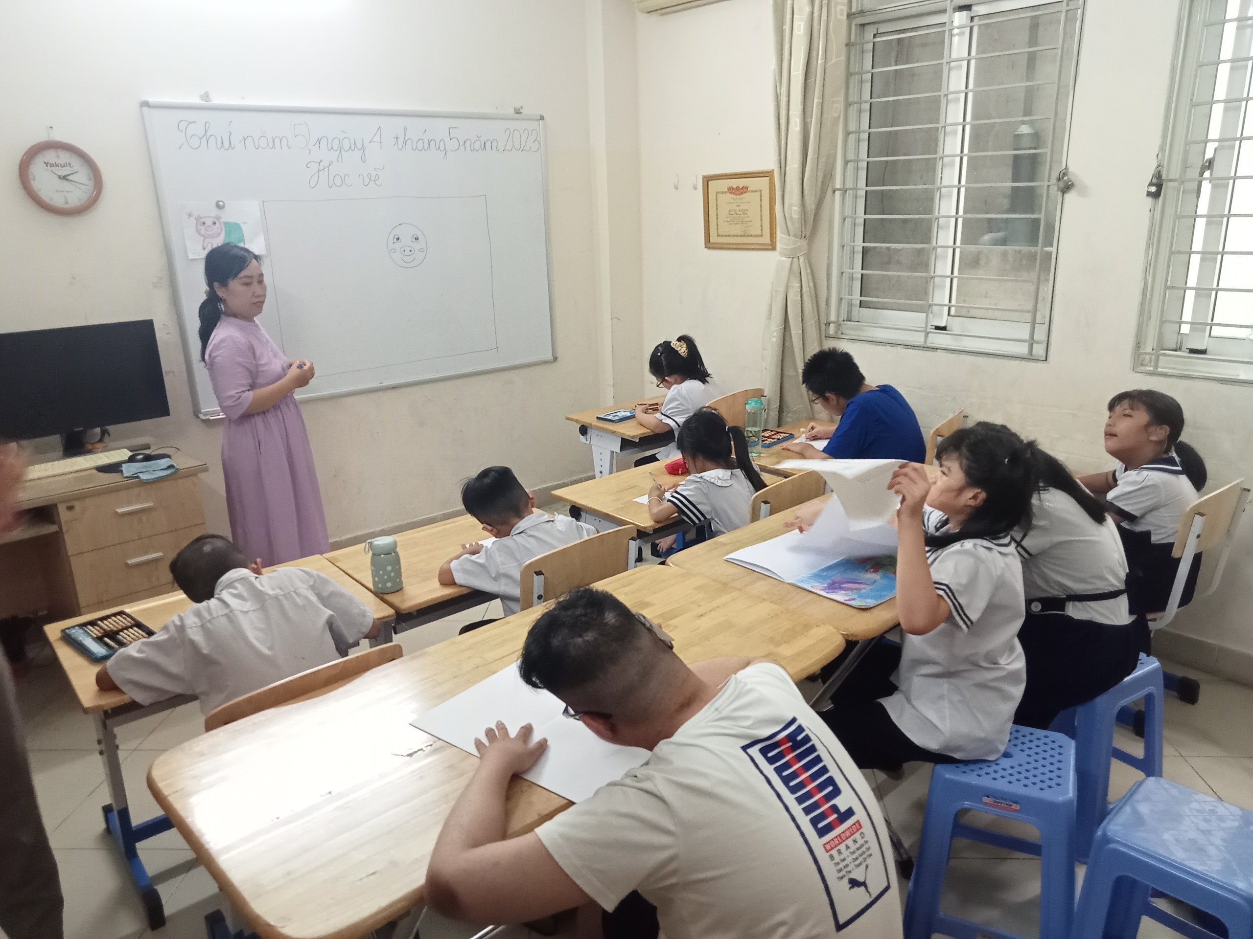 HỌC VẼ - ĐÀN LỢN CON