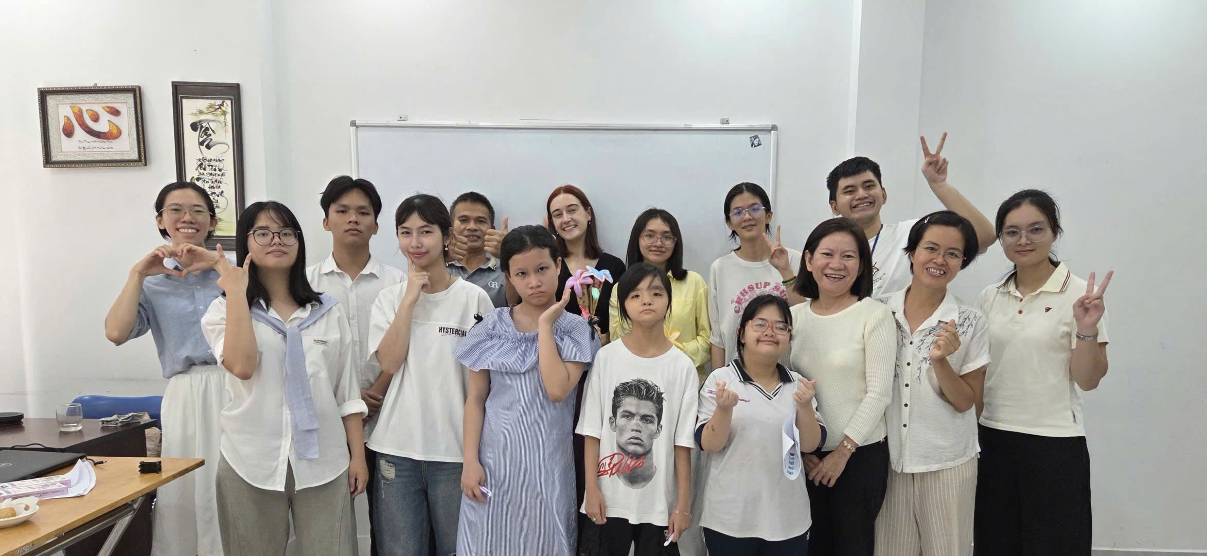 EXTRACURRICULAR ACTIVITY: CONFIDENT CONNECTIONS – ENGLISH EXCHANGE