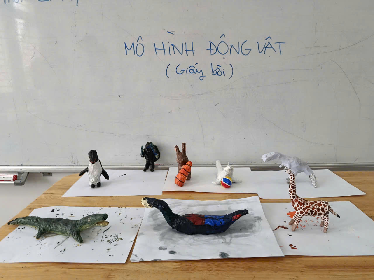 ART CLASS: "ANIMAL MODELS"