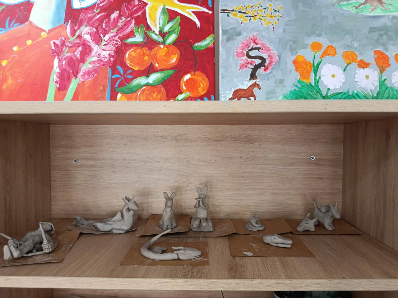 ART CLASS: CREATING ANIMALS WITH CLAY