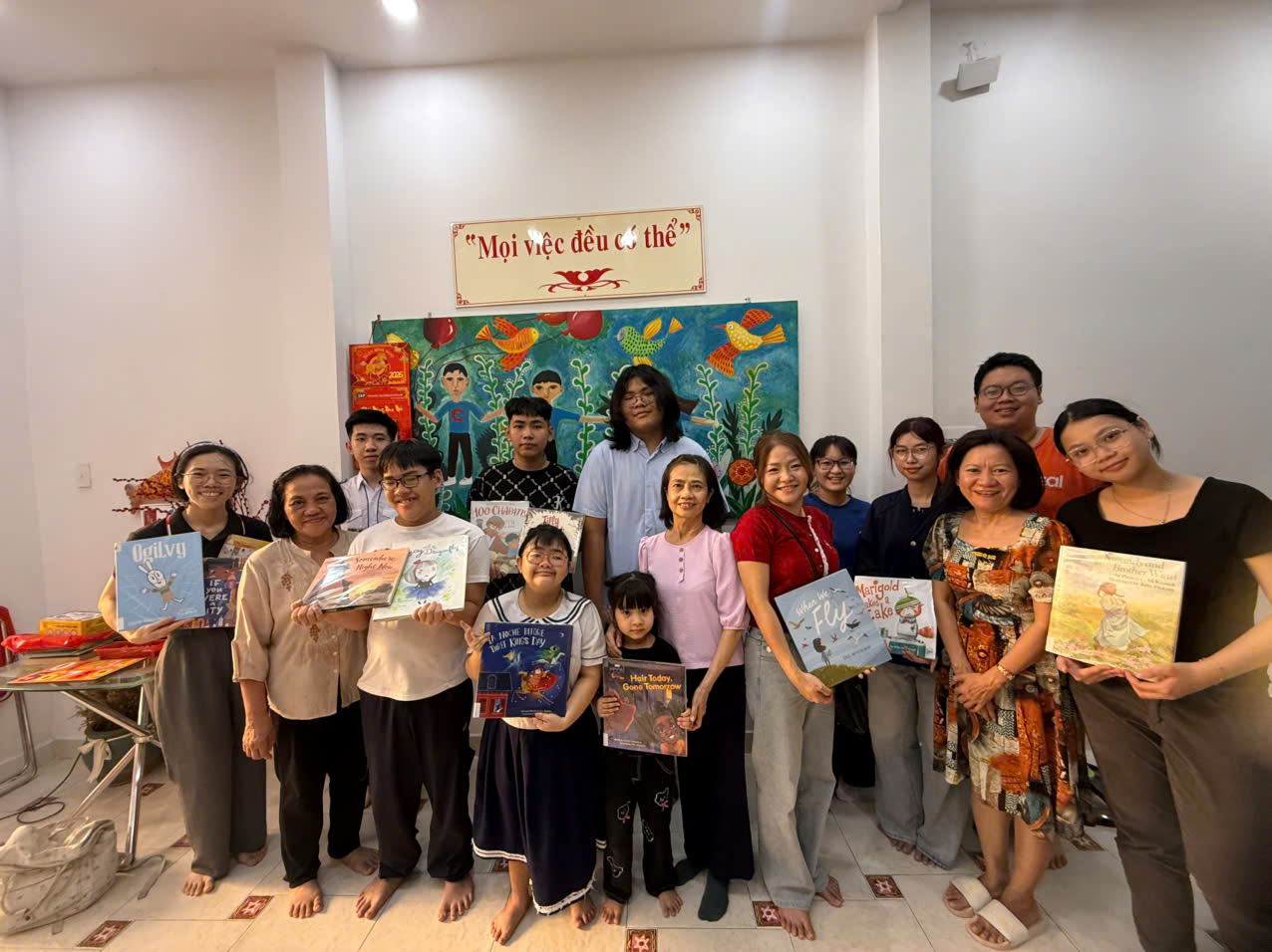 TRAO TẶNG TRI THỨC – LAN TỎA YÊU THƯƠNG CÙNG CED