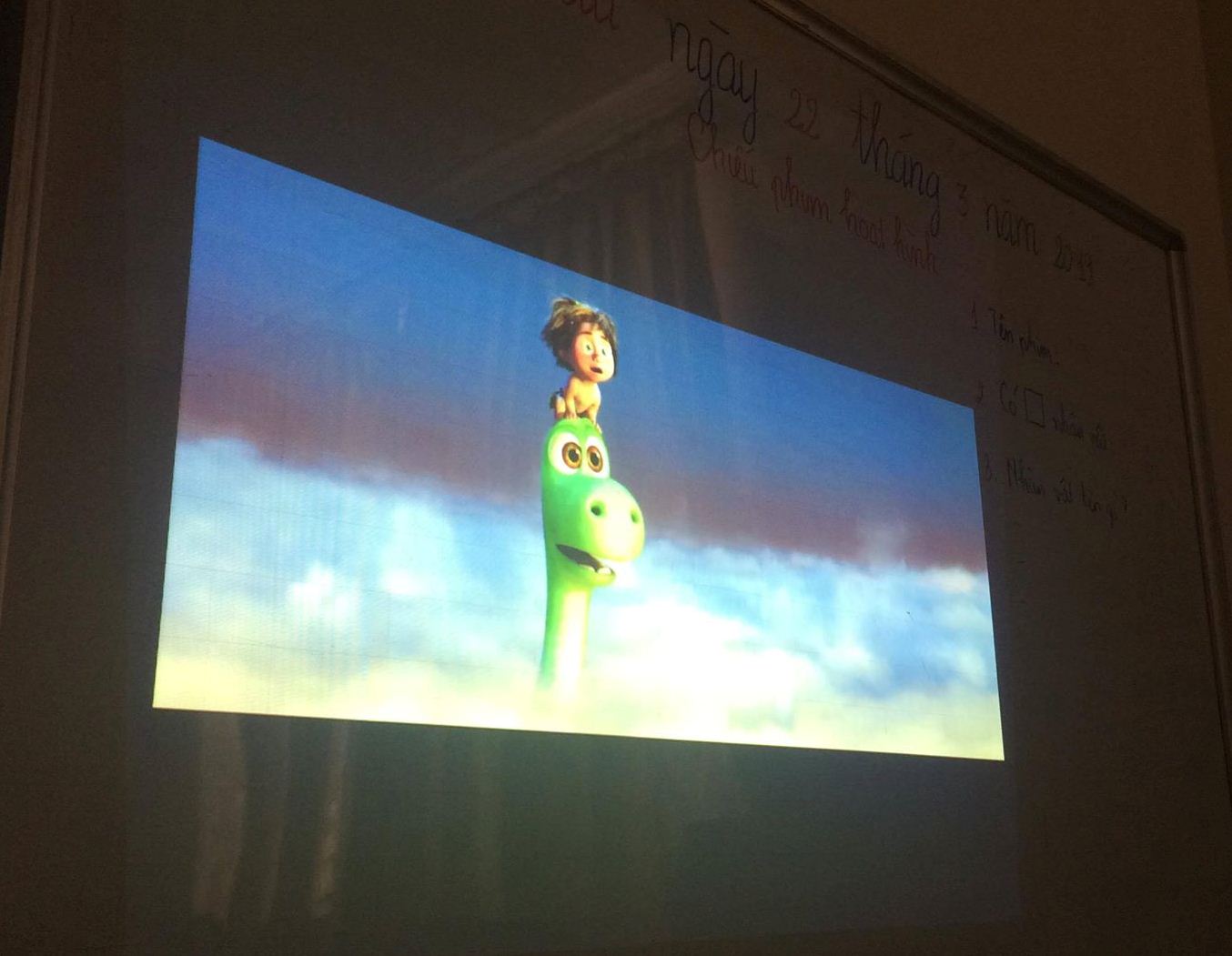 EXTRACURRICULAR ACTIVITY: ANIMATED MOVIE “A GOOD DINOSAUR”