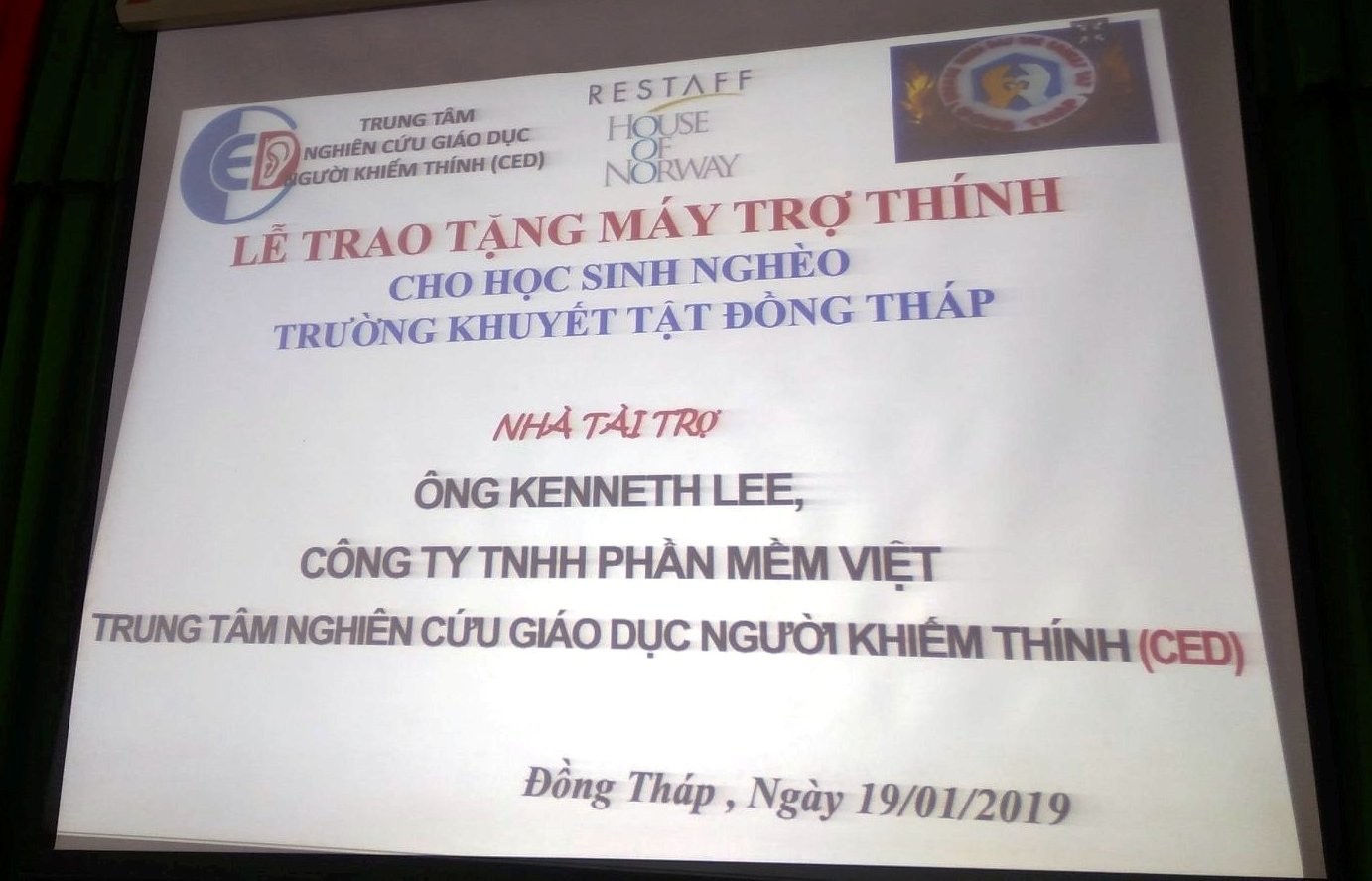 TẶNG MÁY TRỢ THÍNH CHO TRẺ KHIẾM THÍNH Ở ĐỒNG THÁP 19/01/2019