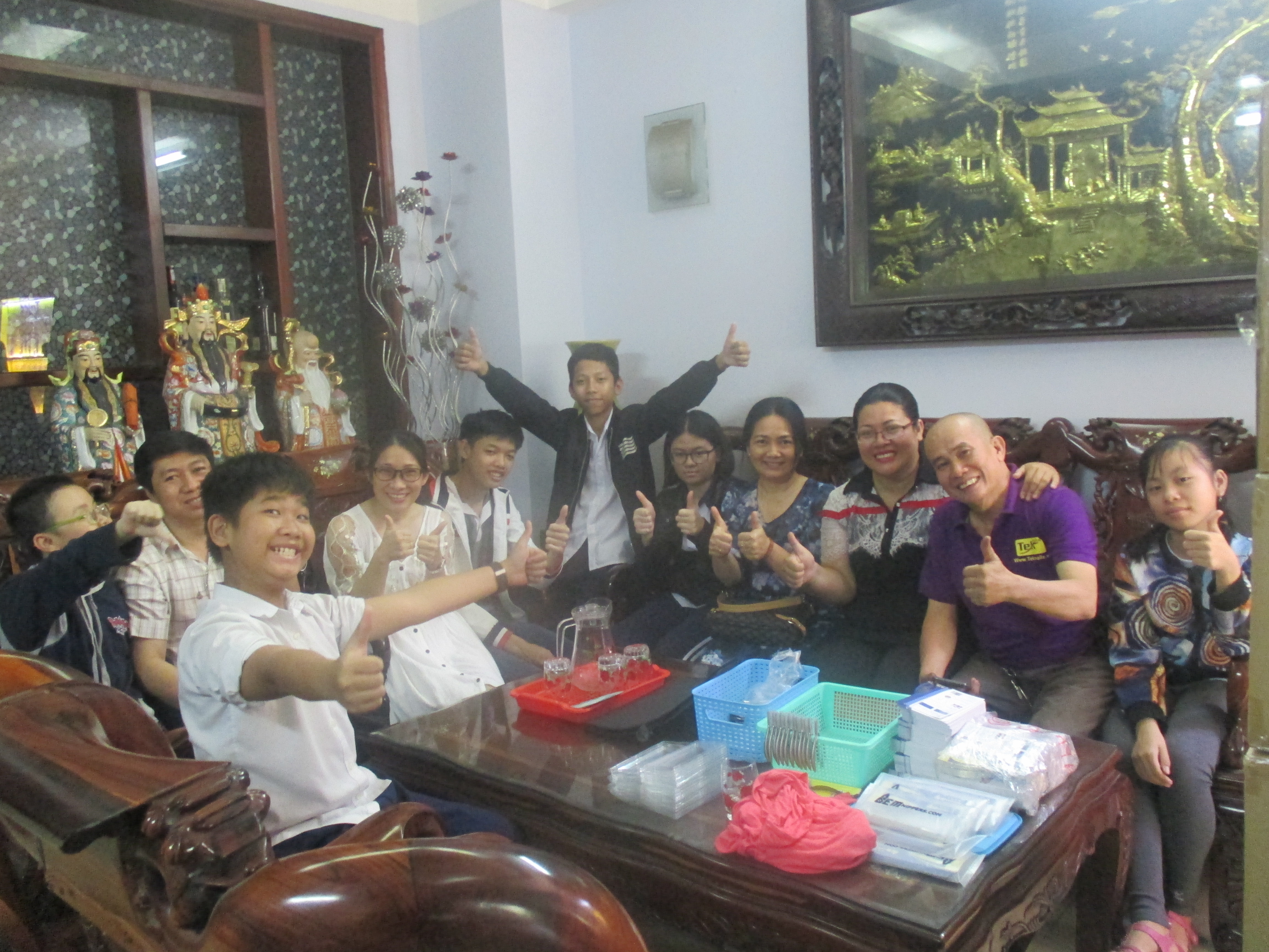 Công ty Teknails tuyển dụng người khiếm thính