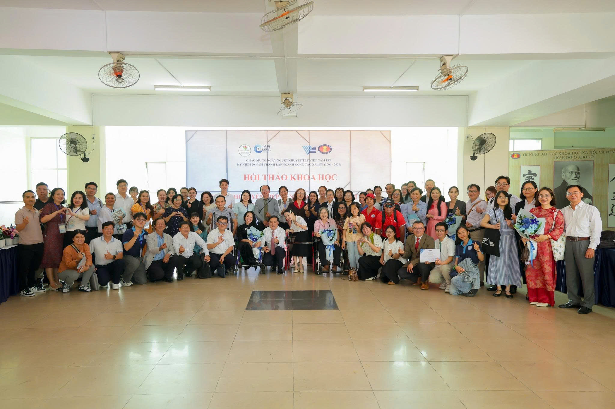 CED THAM DỰ HỘI THẢO KHOA HỌC QUỐC GIA VỀ QUYỀN TIẾP CẬN CHO NGƯỜI KHUYẾT TẬT: KINH NGHIỆM QUỐC TẾ CHO VIỆT NAM